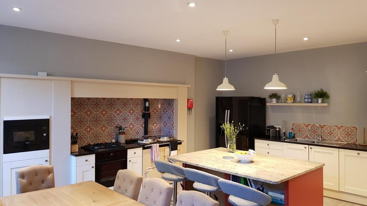 Gorgeous Central Edinburgh 3-Bedroom Apartment Exterior photo